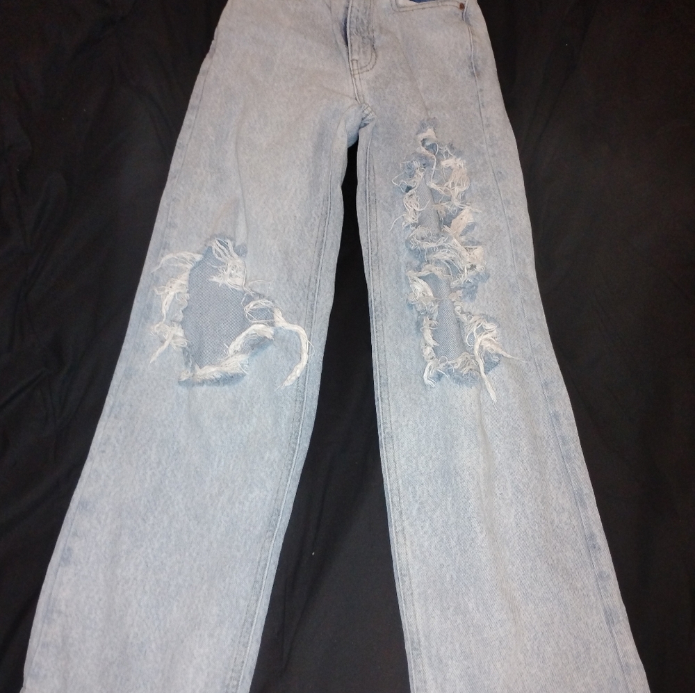 Jeans - Picture 2 of 9